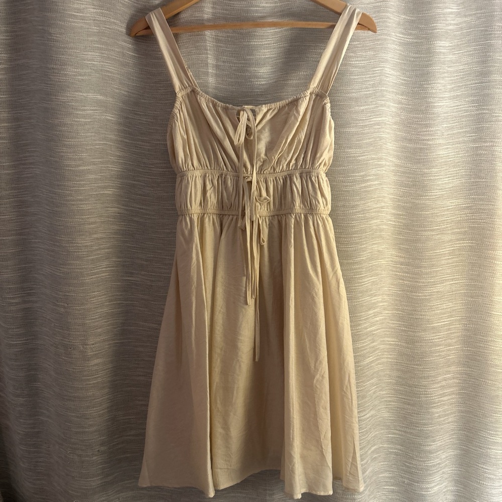 Blu Pepper Beige Tie-Front Top
